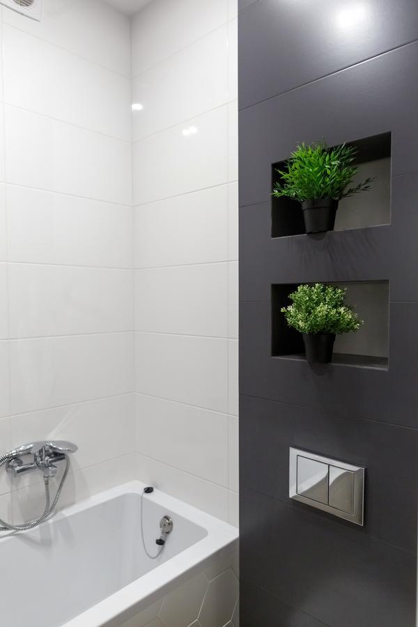 Charming Apartment In The City Center Lviv Exterior foto